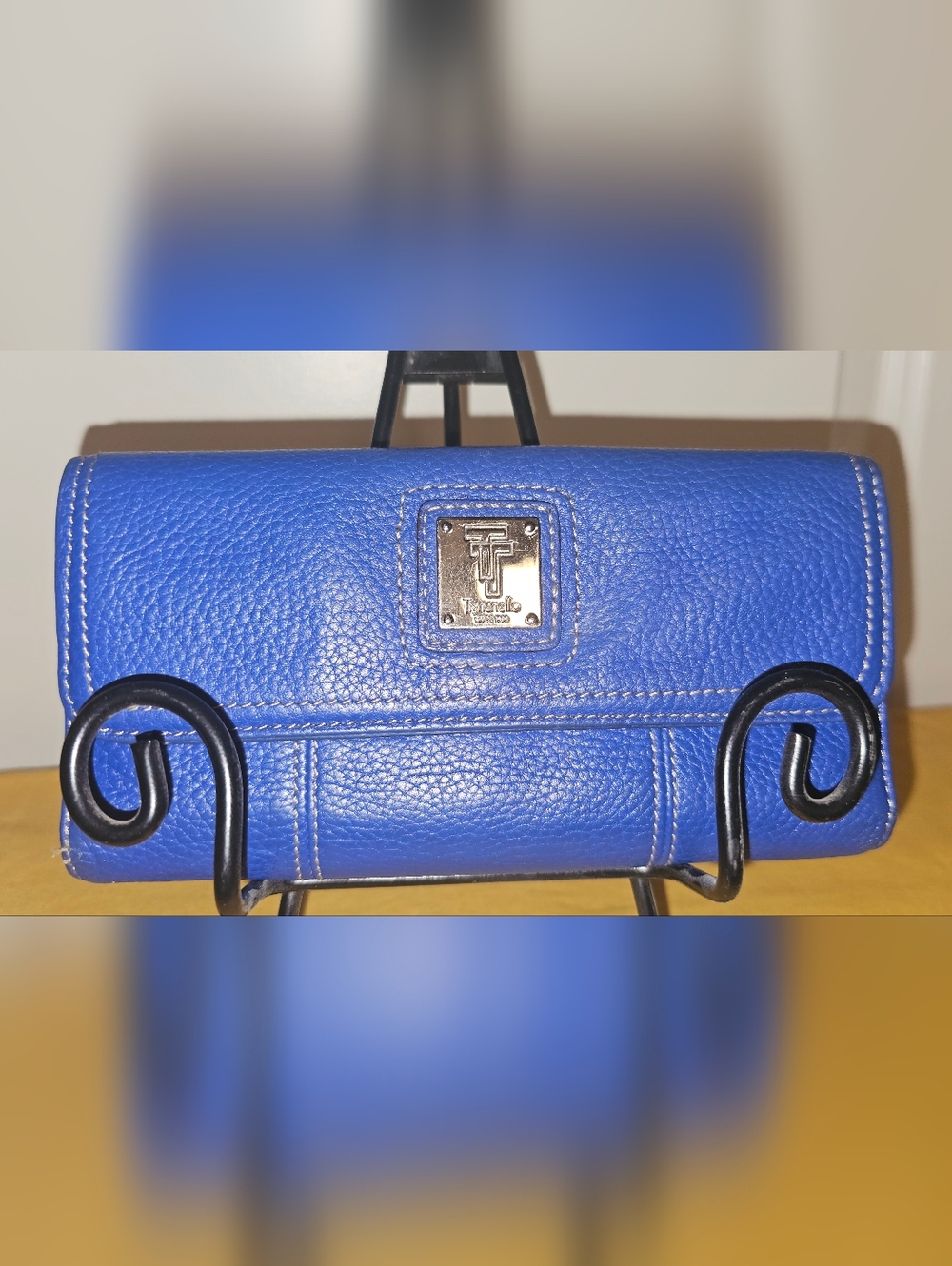 TIGNANELLO PEBBLED LEATHER WALLET